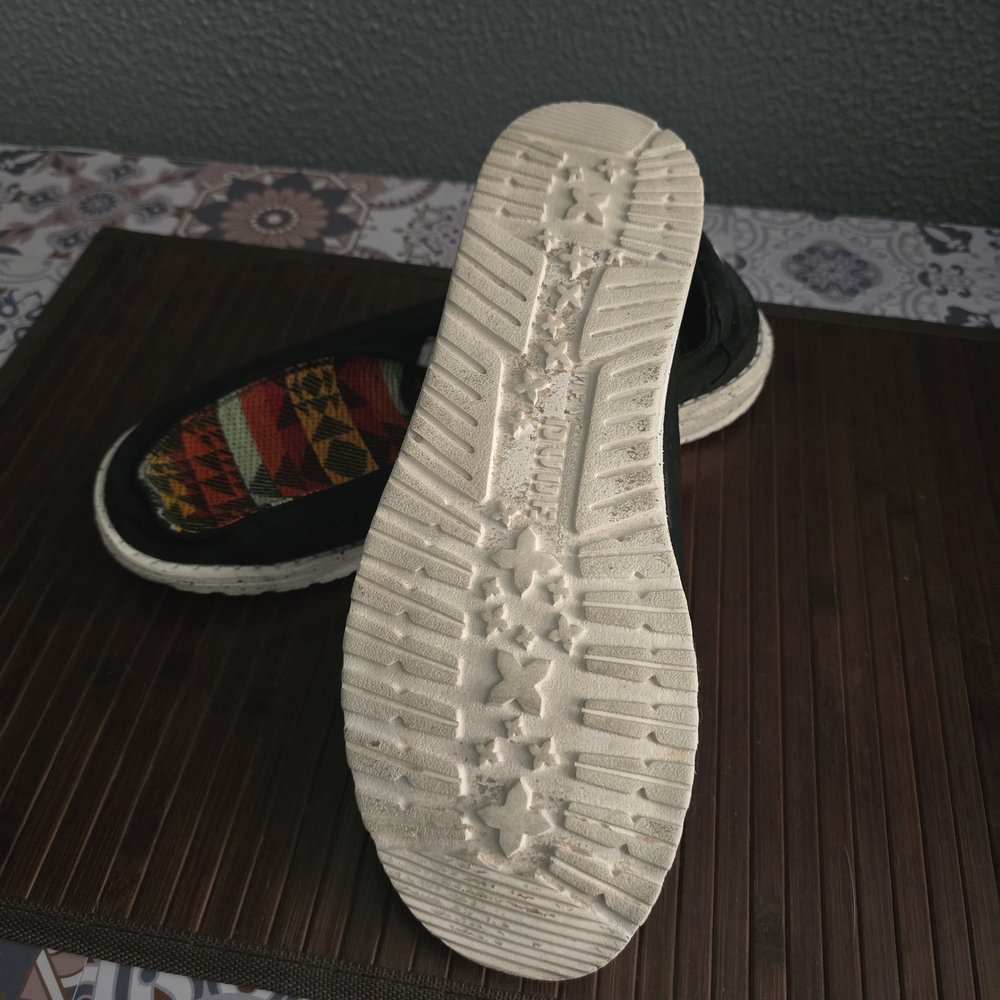 Heydude Southwest Patterned Slip-On Shoes - Picture 3 of 3